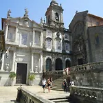 Dukes Corner 4* Porto