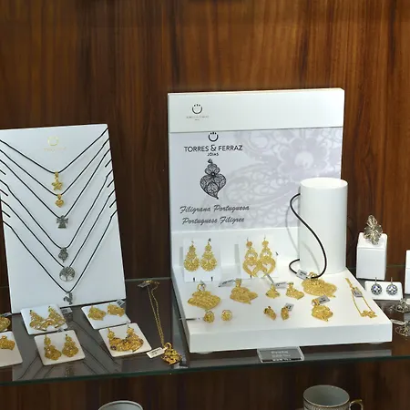 듀크 코너 게스트하우스 3*