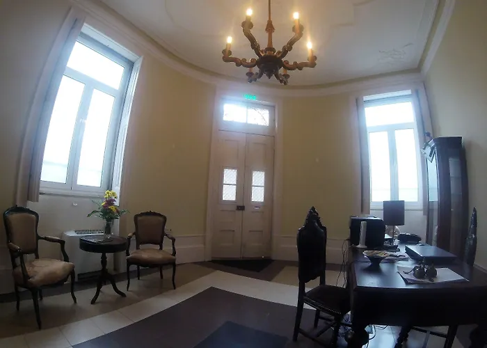 Dukes Corner 3* Porto