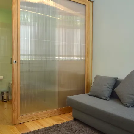 Dukes Corner פורטו