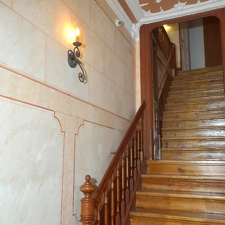 Dukes Corner 3* פורטו