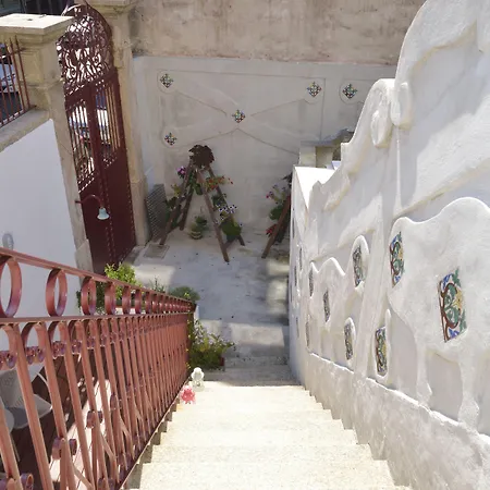 בית הארחה Dukes Corner