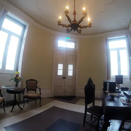Dukes Corner 4* Porto