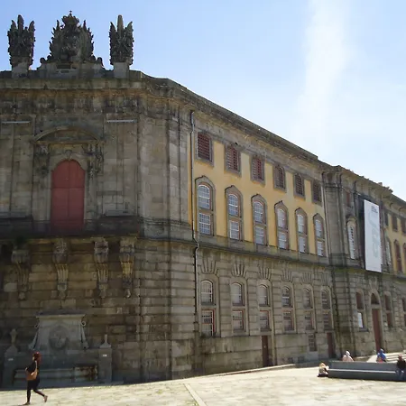 Dukes Corner Gæstehus 3*